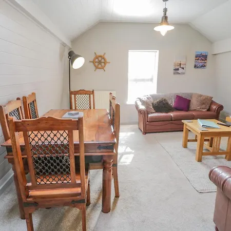 Leesholme Loft Holiday home