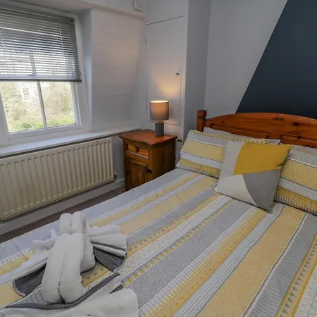 Leesholme Loft Holiday home